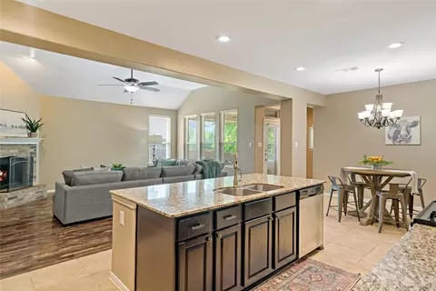 407 Boxwood Trl, Forney, TX 75126