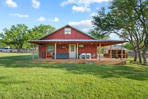 600 Oakhollow Rd, Eastland, TX 76448