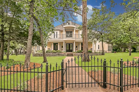 1012 Turnberry Ln, Southlake, TX 76092