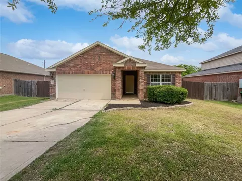 115 Drover Ridge Dr, Newark, TX 76071