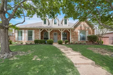 2186 Barret Dr, Frisco, TX 75033