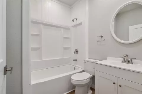Bath - 608 E Main St, Denison, TX 75021 photo 3 of 3