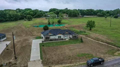 240 Goliad Cir, Palmer, TX 75152
