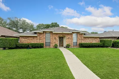 427 Dinalynn St, Mesquite, TX 75149