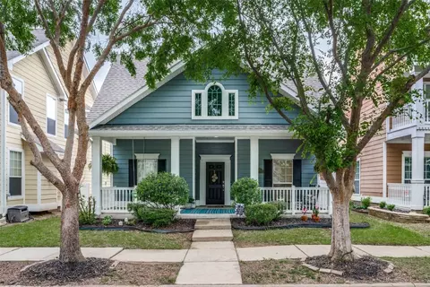 1240 Charleston Ln, Savannah, TX 76227