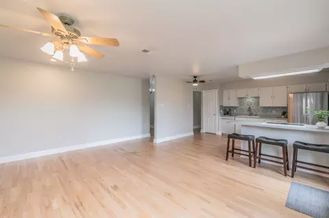 2628 Pebblestone Ln, Bedford, TX 76021