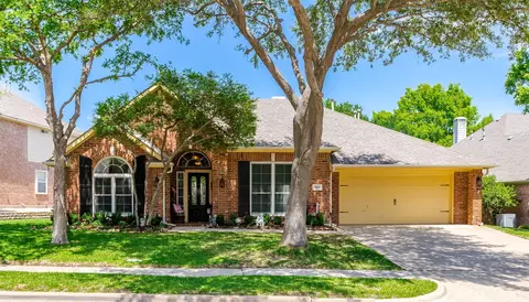 2900 Dove Ct, Mckinney, TX 75072