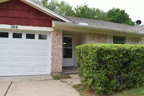 1214 Monaco Dr, Lewisville, TX 75067