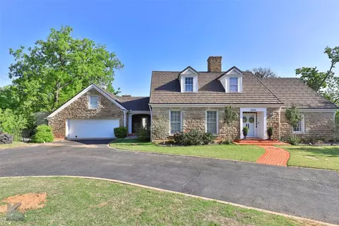 1310 Willow Pond Rd, Abilene, TX 79602