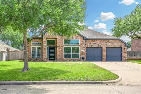 317 Village Trl, Trophy Club, TX 76262