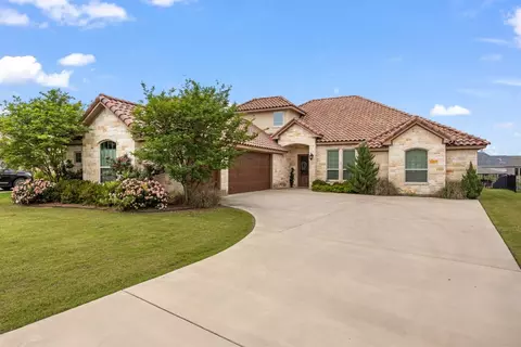 1213 Catalina Bay Blvd, Granbury, TX 76048
