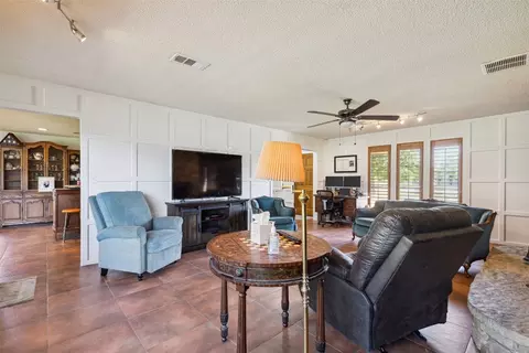 Living - 3606 Toler Rd, Rowlett, TX 75089 photo 3 of 4
