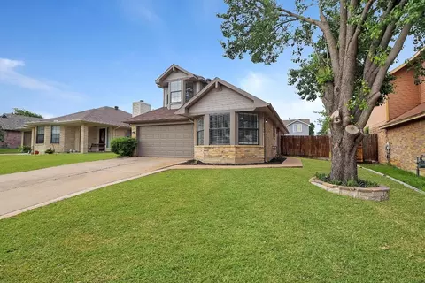 10117 Leatherwood Dr, Fort Worth, TX 76108