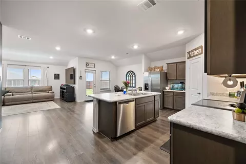 Kitchen - 3113 Singleton Rd, Forney, TX 75126 photo 4 of 6
