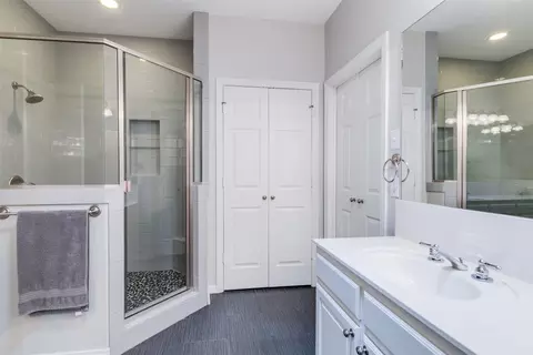 Bath - 7031 Singleton Rd, Midlothian, TX 76065 photo 2 of 3