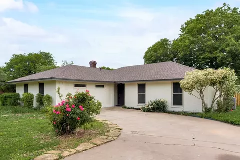 118 Spring Cir, Red Oak, TX 75154