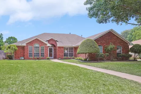 1510 Pickwick Ln, Denton, TX 76209