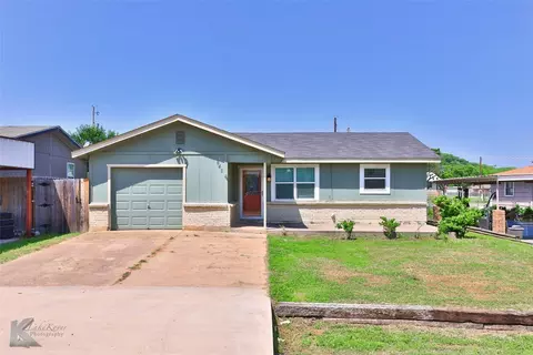 548 Stella Ave, Baird, TX 79504