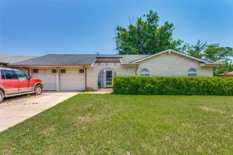 7809 Marlborough Dr W, Fort Worth, TX 76134
