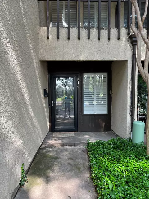 516 Campana Ct, Irving, TX 75061
