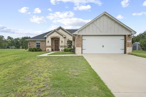 2503 Comal Ct, Granbury, TX 76048