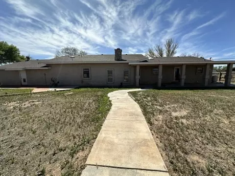 Exterior - 1605 Eubanks, Big Spring, TX 79720 photo 4 of 7