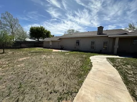 Exterior - 1605 Eubanks, Big Spring, TX 79720 photo 5 of 7