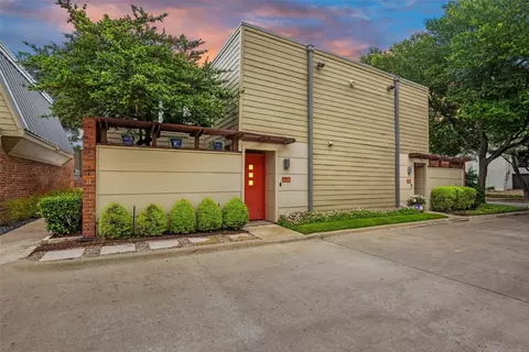 3913 Buena Vista St #B, Dallas, TX 75204