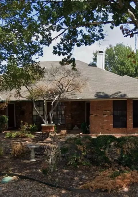 5620 Westchase Dr, North Richland Hills, TX 76180