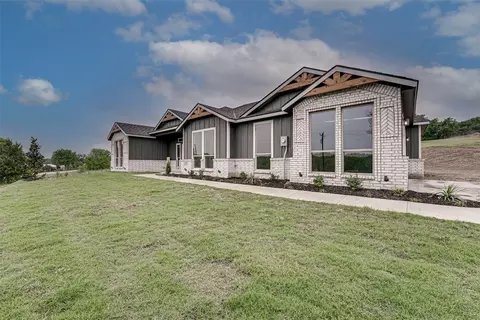 250 Goliad Cir, Palmer, TX 75152