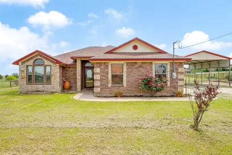 210 E Arbor Ct, Springtown, TX 76082