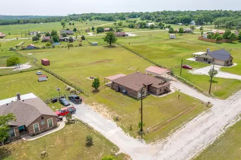 View/Area - 210 E Arbor Ct, Springtown, TX 76082 photo 1 of 5