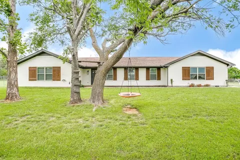 1900 W Kilpatrick St, Cleburne, TX 76033