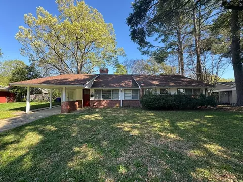 806 Audubon Pl, Shreveport, LA 71105