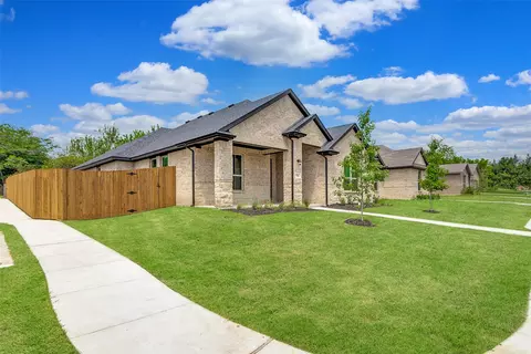 701 Vaquero St, White Settlement, TX 76108