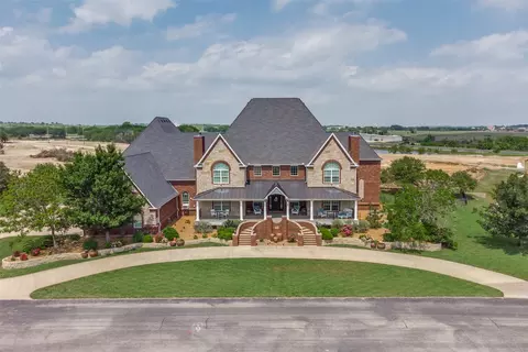 111 Citation Dr, Cresson, TX 76035