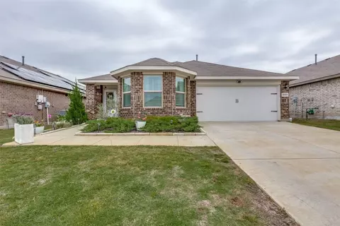 10353 Fort Croghan Trl, Crowley, TX 76036