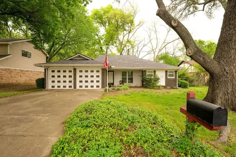 413 Hidden Valley Trl, Sherman, TX 75092