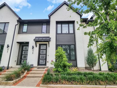 829 Crystal Oak Ln, Arlington, TX 76005