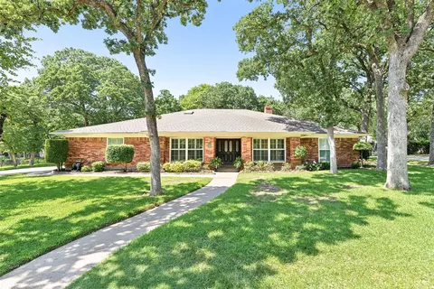 1708 Avalon Dr, Colleyville, TX 76034