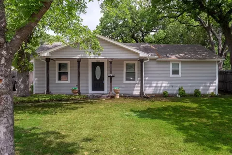 5408 Thomas Ln, River Oaks, TX 76114