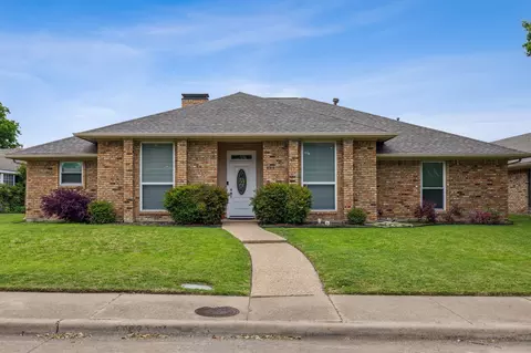 4319 Country Brook Dr, Dallas, TX 75287