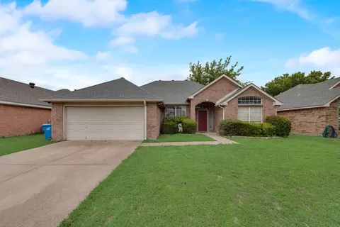 2611 Dandelion Ln, Rowlett, TX 75089