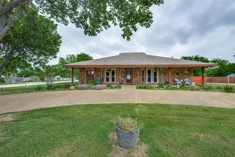 138 Donna Cir, Highland Village, TX 75077