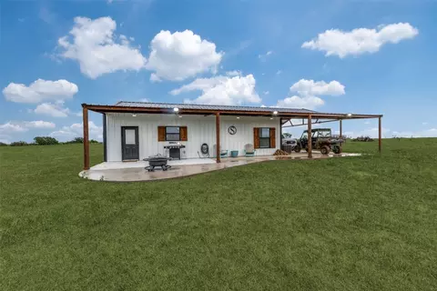 762 Singleton Rd, Graham, TX 76450