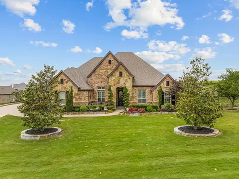 7741 Bella Milano Dr, Fort Worth, TX 76126