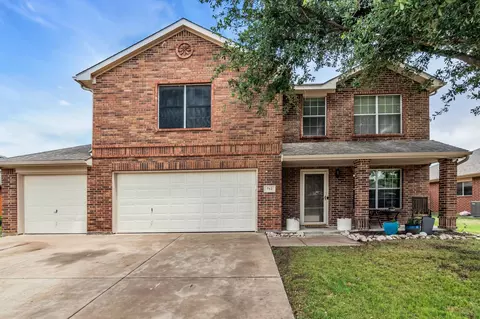 712 Partridge Dr, Saginaw, TX 76131