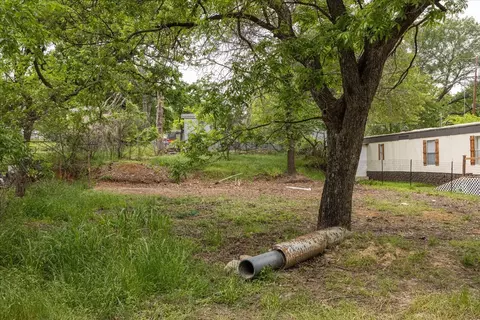 121 Oak Hollow Dr, Weatherford, TX 76087