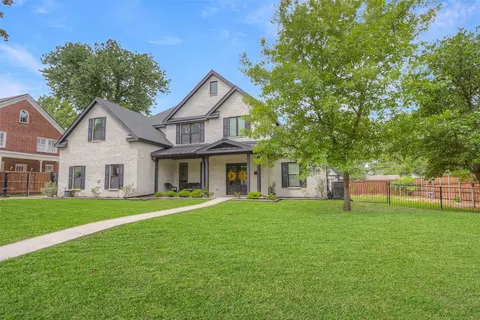 2722 5th Ave, Fort Worth, TX 76110