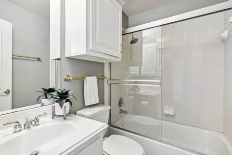 Bath - 317 E Carruth Ln, Double Oak, TX 75077 photo 5 of 6